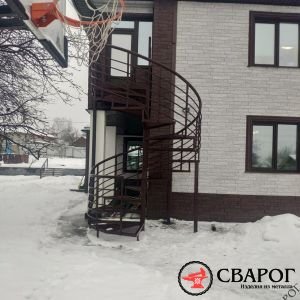 Лестница уличная винтовая фото 2