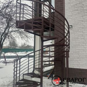 Лестница уличная винтовая фото 5