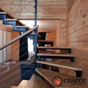 Лестница Ламия с тросовыми перилами 6