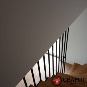 Прямая лестница Лодзь на бетонном основании