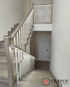 П- образная лестница Осло с комбинированными перилами фото5