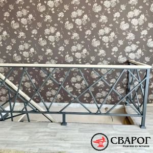 Поворотная лестница "Кьянти" на мансарду фото1