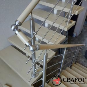 Лестница на монокосоуре с перилами из нержавейки"Тампере" фото2