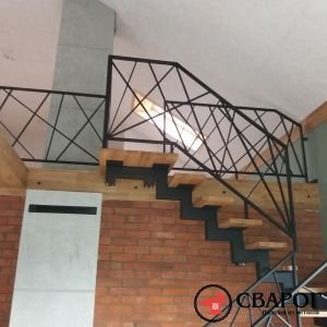 Лестница на антресольный этаж металлическая"Сеута" фото3